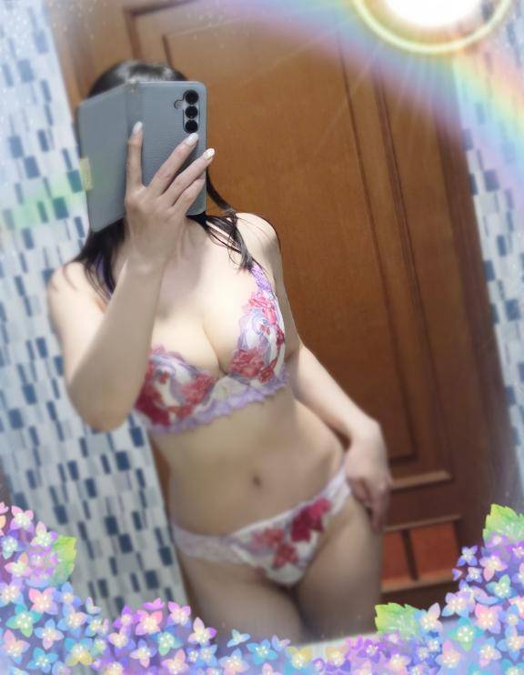 みなも 超絶美女降臨☆天女をその手に抱けます