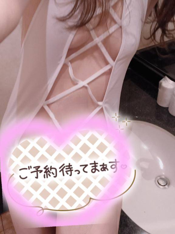 ともみ　甘えん坊な熟妻はご奉仕大好き♡