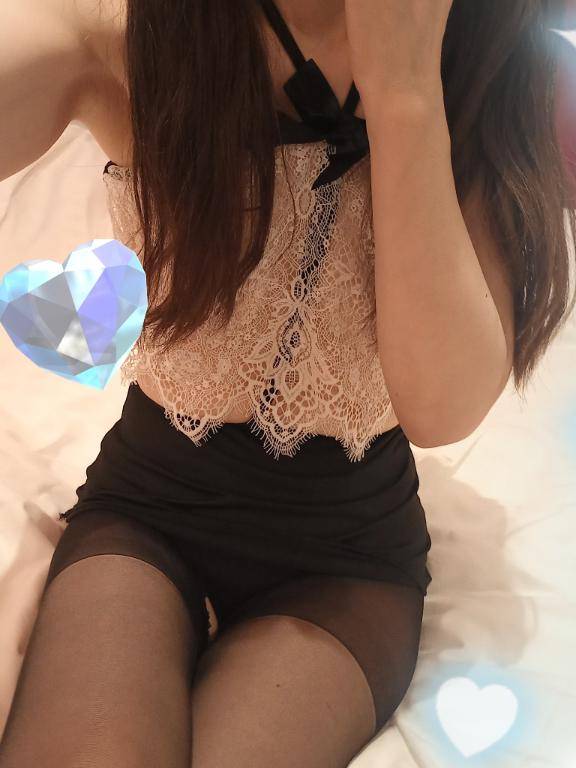 ともみ　甘えん坊な熟妻はご奉仕大好き♡