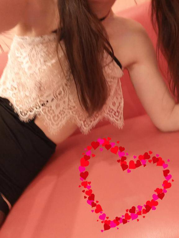 ともみ　甘えん坊な熟妻はご奉仕大好き♡