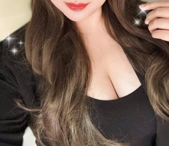 みこと　色気漂う妖艶さの潮吹き人妻♪☆吹き上げるクジラ系🐋💦