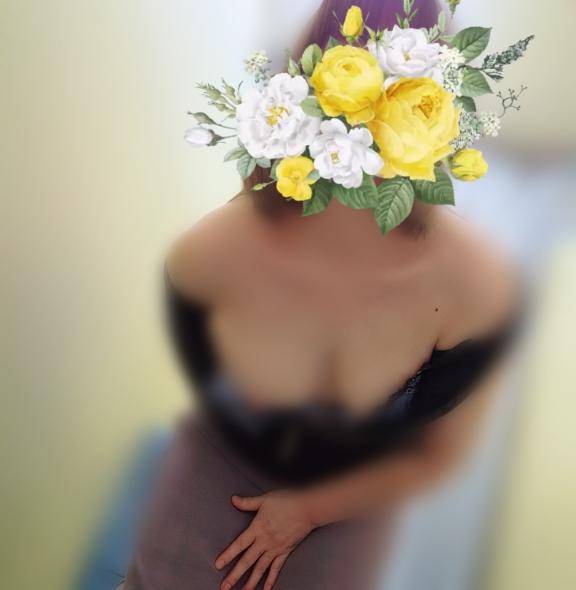 体験まいか　小柄な潮吹きマダム☆