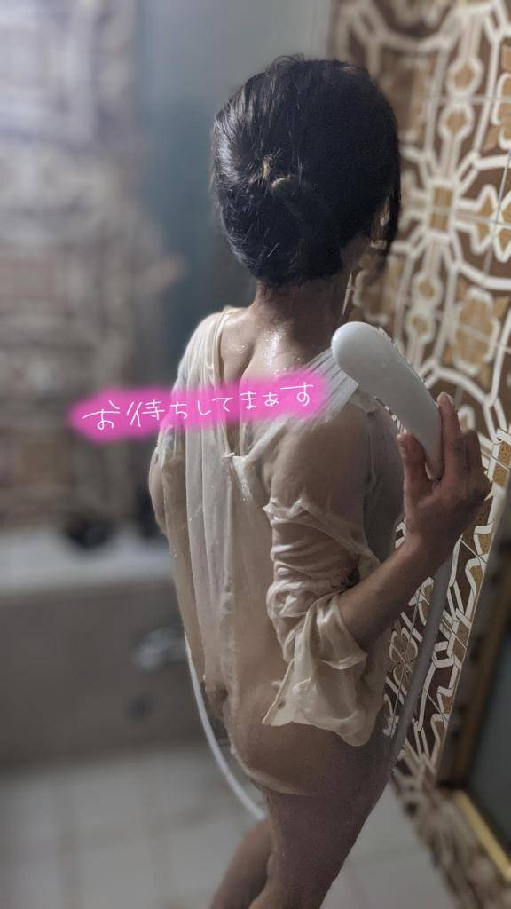 おとは　艶やかな細身ボディにまみれる☆美麗な人妻が乱れる