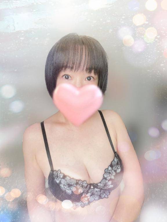 ともか　美熟で痴的なご奉仕妻☆母性溢れる完熟奥様