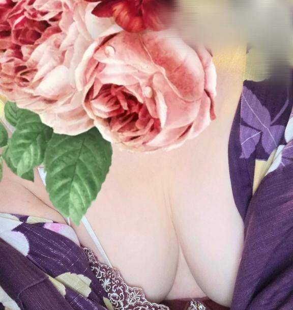 体験まいか　小柄な潮吹きマダム☆