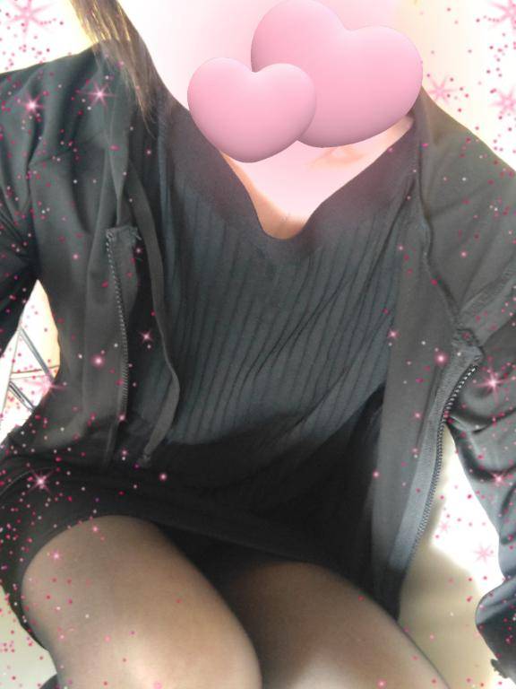 ふゆみ　抜群の美貌にスレンダーで即ヌレ感度マシマシ♡