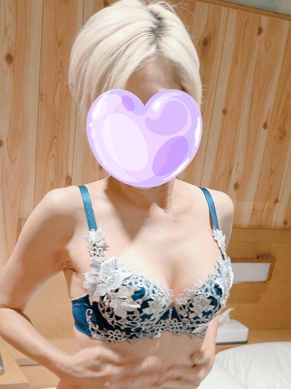 ゆき　淫らな痴熟妻肉体の門☆魅惑の腰振り妖艶美熟女