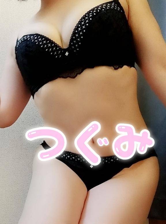 つぐみ　ご近所の美人妻が乱れに乱れる