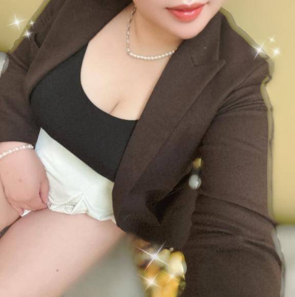 みこと　色気漂う妖艶さの潮吹き人妻♪☆吹き上げるクジラ系🐋💦