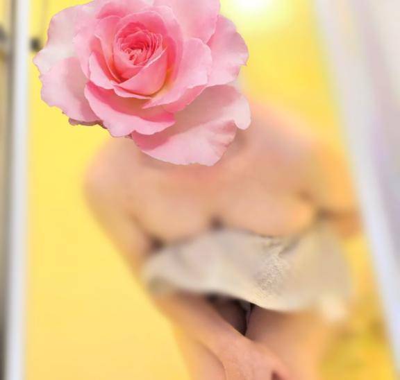 体験まいか　小柄な潮吹きマダム☆