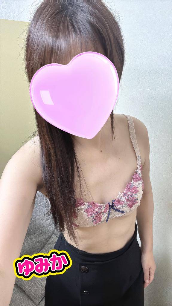 ゆみか　人妻なの欲求不満が止まらない☆求めてもいいですか…