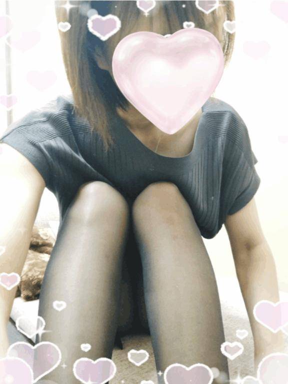 ふゆみ　抜群の美貌にスレンダーで即ヌレ感度マシマシ♡