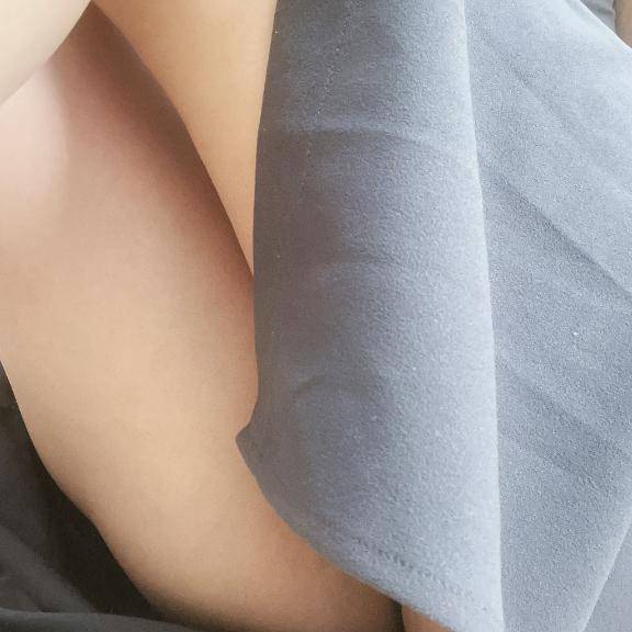 ゆえり　美尻揺れる極上アダルト☆色白美熟の密やかな誘惑