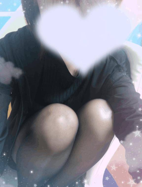 ふゆみ　抜群の美貌にスレンダーで即ヌレ感度マシマシ♡