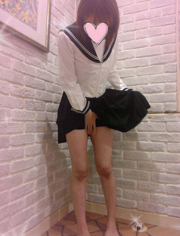 ふゆみ　抜群の美貌にスレンダーで即ヌレ感度マシマシ♡