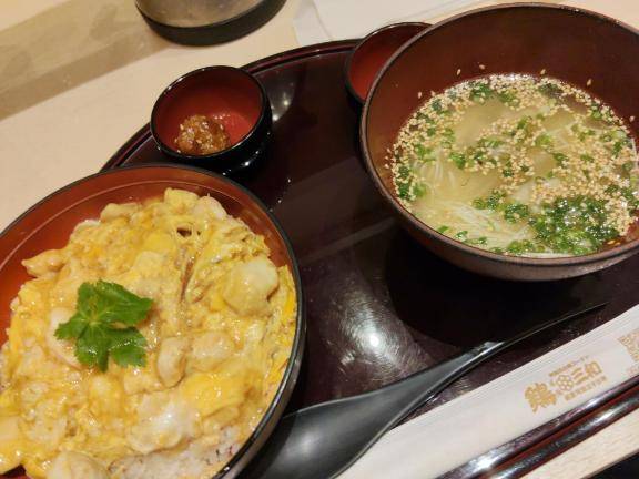 ゆきの　美しく咲く極上のエロさ！理想のふわふわおっぱいの虜に注意☆