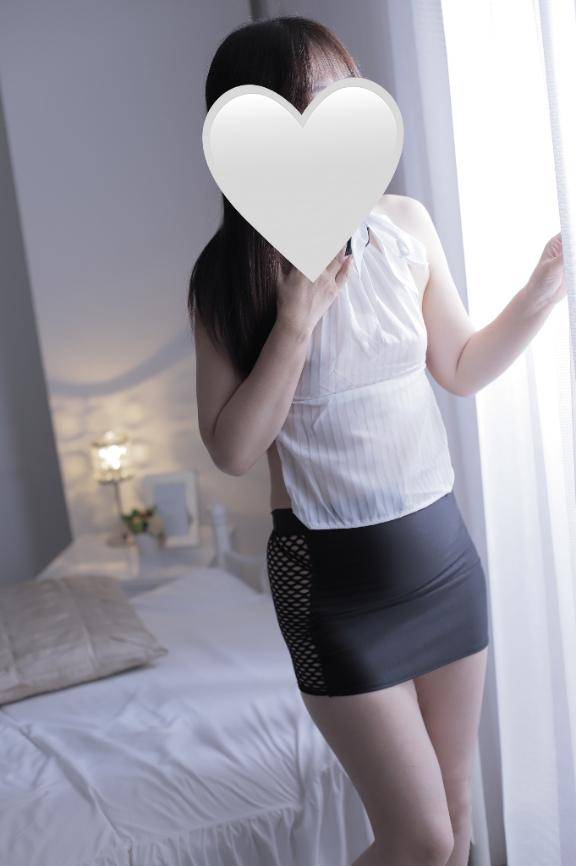 ゆみか　人妻なの欲求不満が止まらない☆求めてもいいですか…