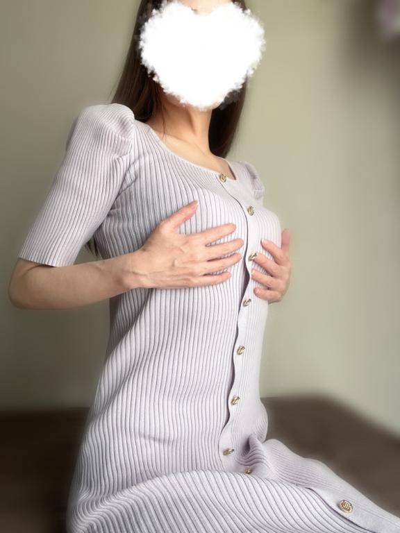 あおな　神美巨乳Ｆカップ☆可憐貴婦人の愛欲淫乱白書