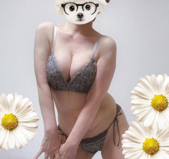 ゆえり　美尻揺れる極上アダルト☆色白美熟の密やかな誘惑