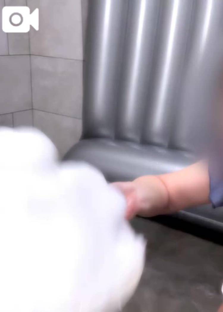 【ひっくり返しても落ちない‼️いちゃ泡洗体】