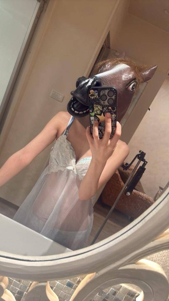 みさ