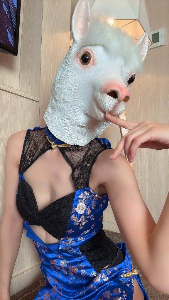 みさ