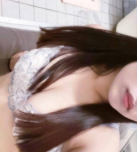 夜も居ます💭