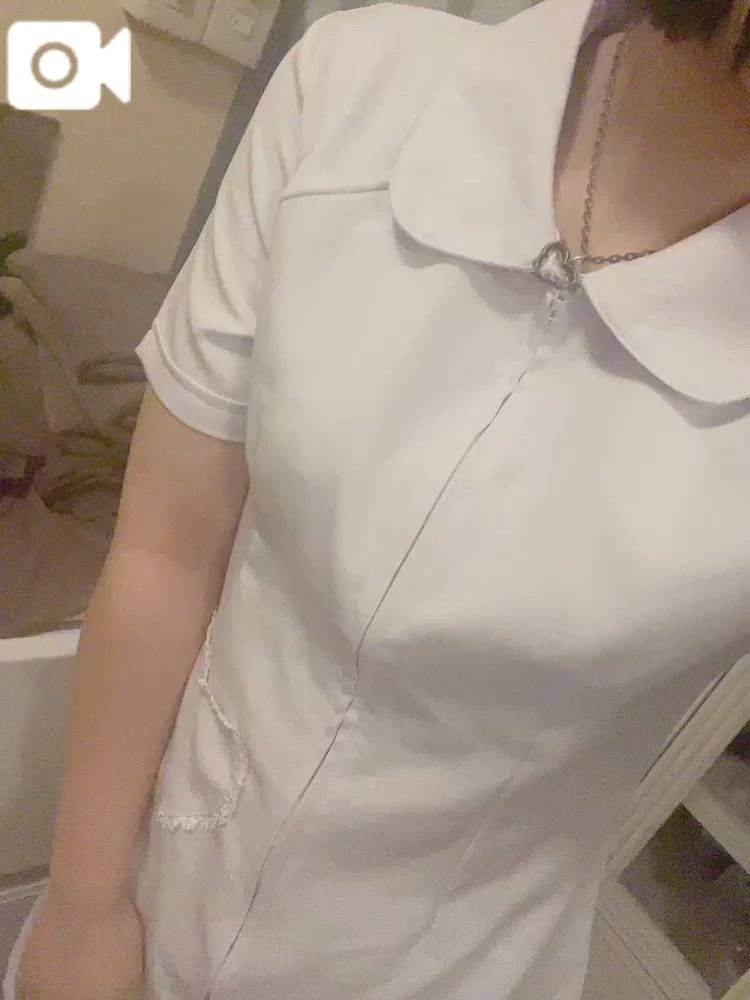 ナース服？