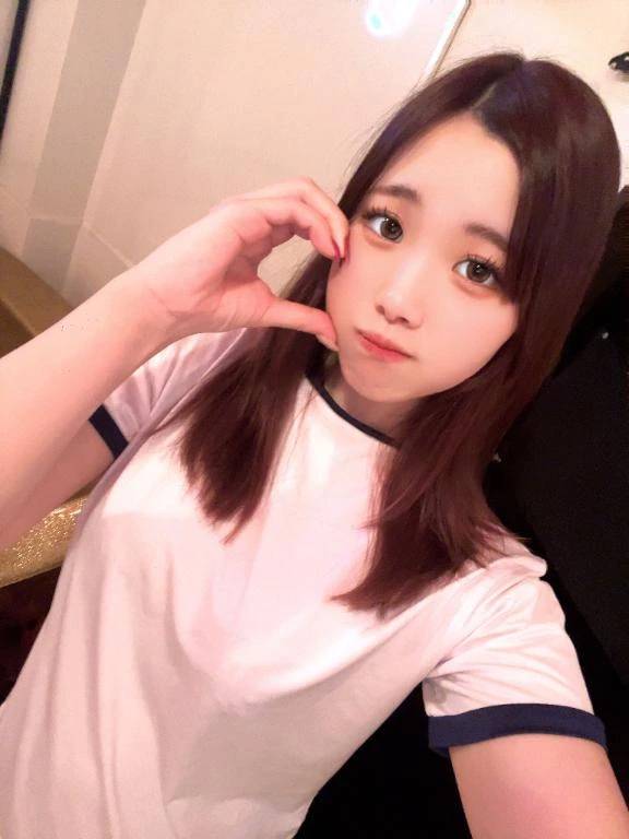 ‎🤍お昼のまったりタイム、しろなとどう？💗