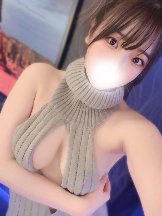 こと【 ドエロいF乳の元看護師】（ブレイク）
