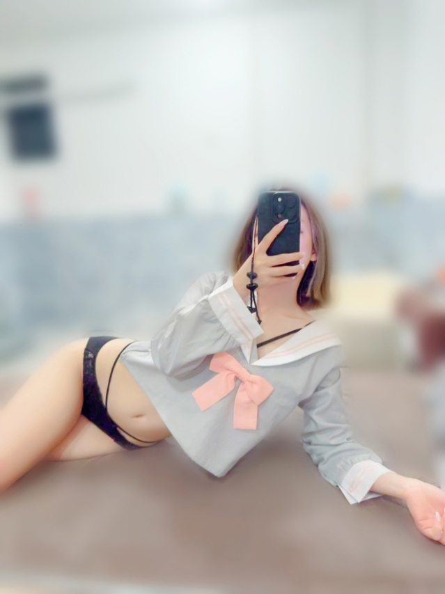 りり【完全未経験ミニマム美女】（ブレイク）