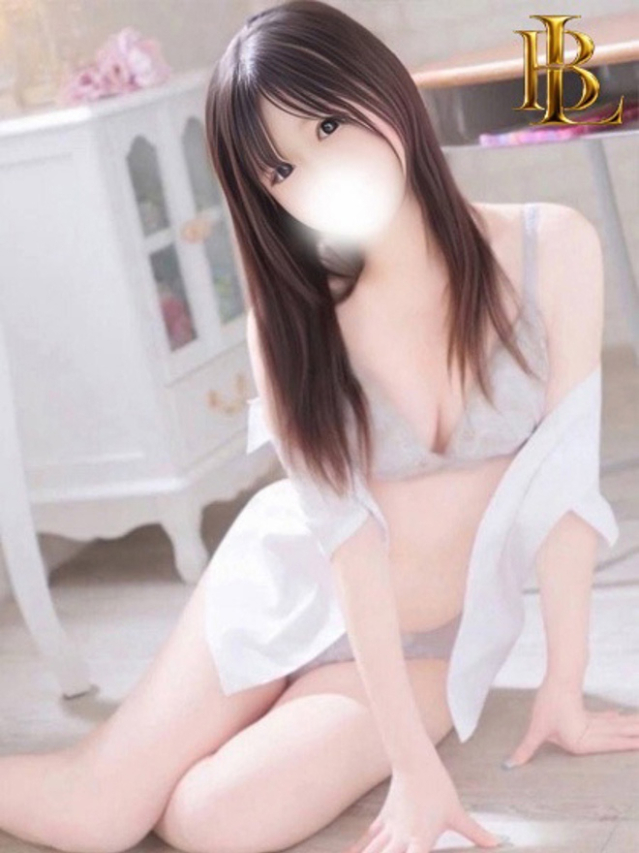 うい【 純白美肌輝く美少女】（ブレイク）