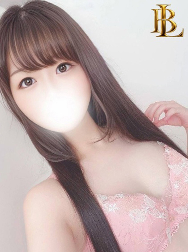 あず【透明感に満ちた美女】（ブレイク）