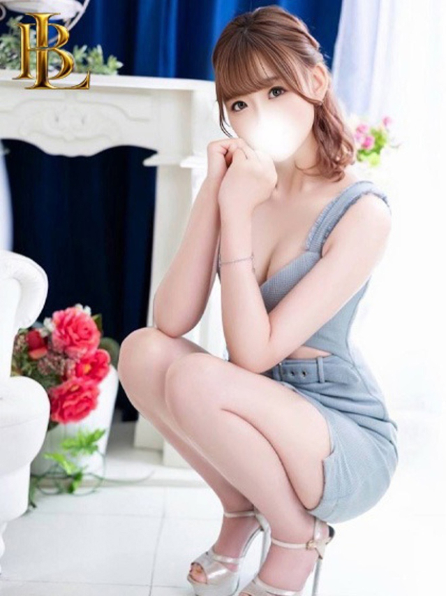 しろな【一目惚れ確定美女！】（ブレイク）