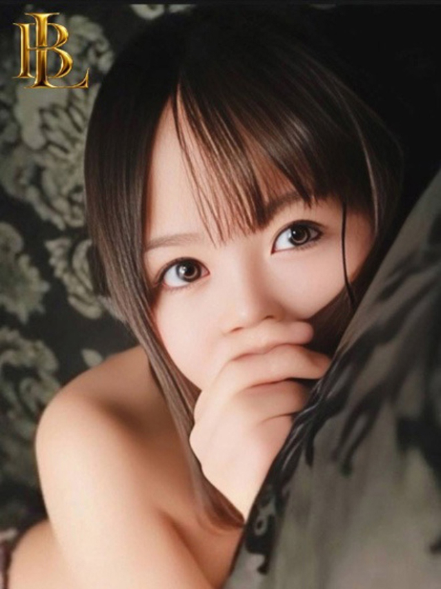 もあ【快楽に顔を歪ませる美女】（ブレイク）