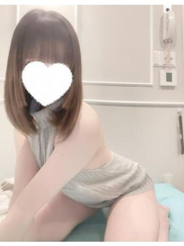 もえな【愛嬌抜群な清楚ロリ】（ブレイク）