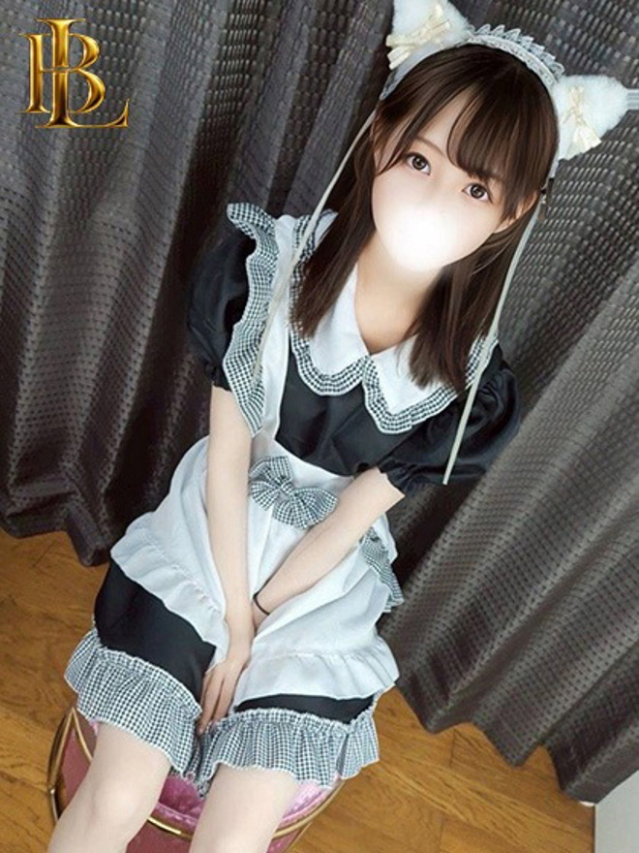 ぽむ【色白美肌の美少女】(ブレイク)