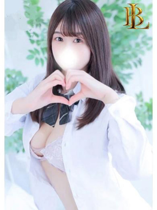 ひな【小柄キレかわ美巨乳】（ブレイク）