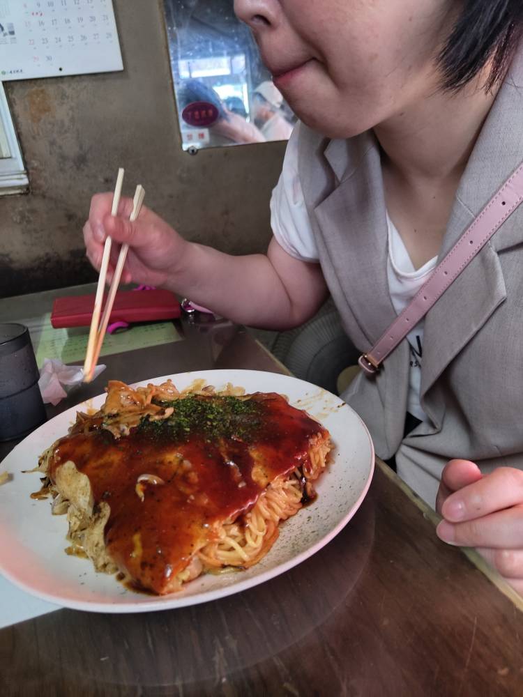 "岡山レンタル彼女ジャンボお好み焼き　みゆき高齢者障害者の方もお気軽呼んでください2025年も素敵なデートお待ちしています川上さん" を YouTube で見る