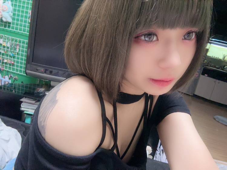 "岡山レンタル彼女サイトのオキニトークで女の子とやり取り出来ます2025年9月25日から入店素敵なデートお待ちしています新人かぐらさん" を YouTube で見る