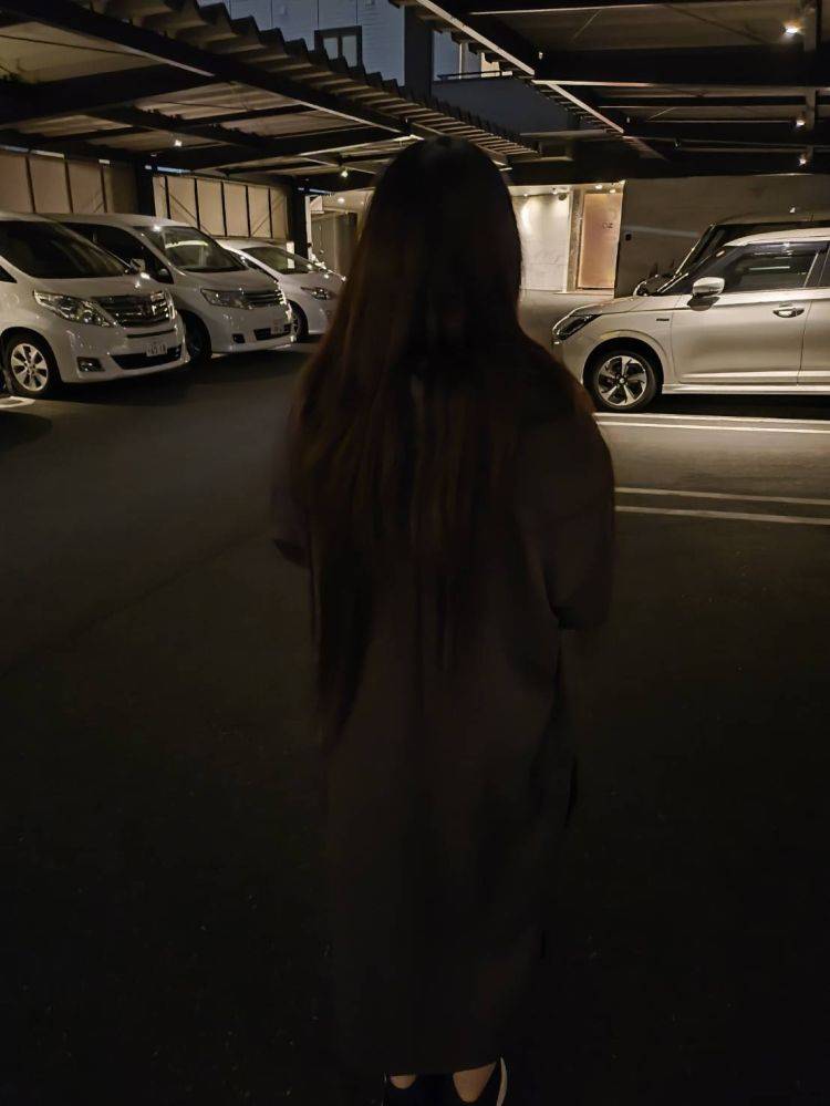 今日は予約制で出勤しますのでお店に確認してください