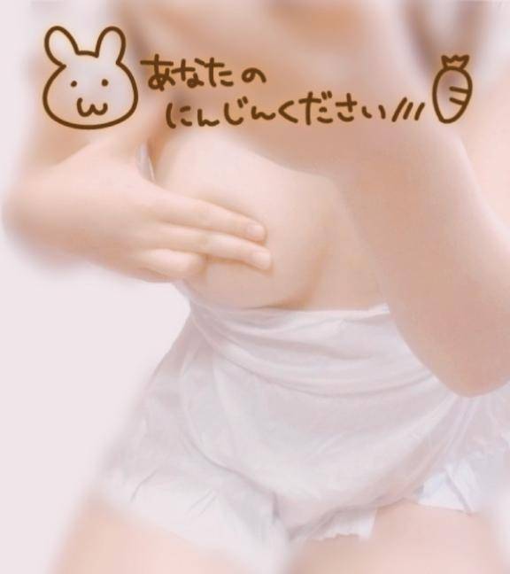 じっとりと濡れたおま〇こを…