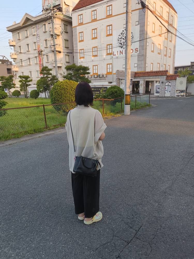 "HOTEL mesa高齢者障害者の方もお気軽呼んでください2026年も素敵なデートお待ちしています川上さん＆かのえさん岡山人妻案内所＆岡山お見合い桜#岡山市" を YouTube で見る
