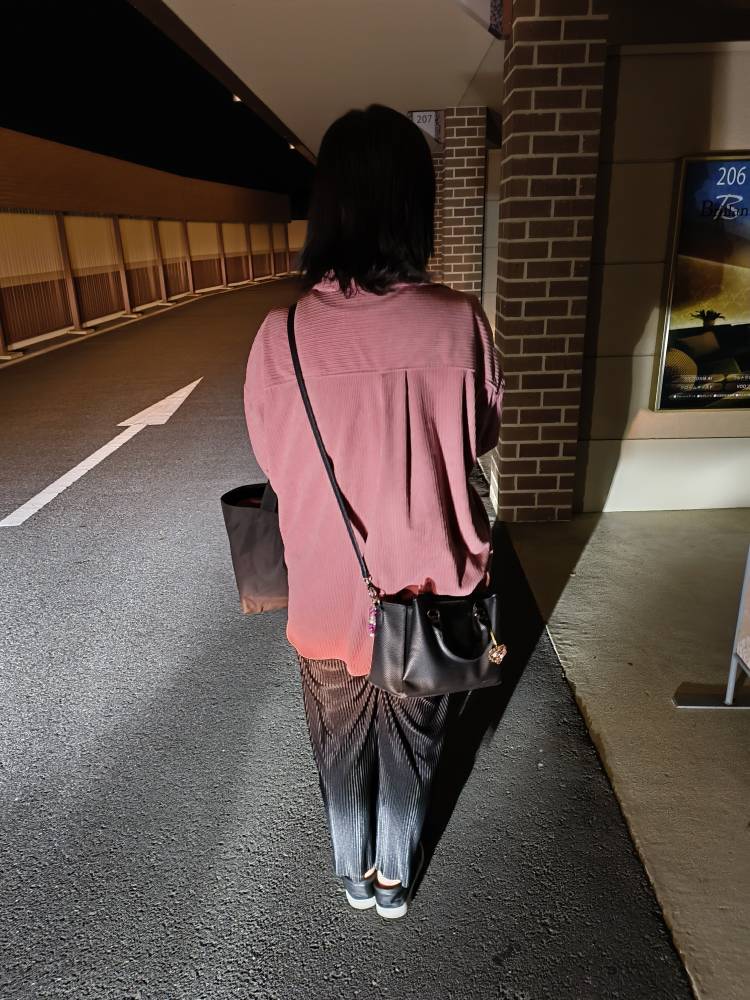 "HOTEL　KNOB高齢者障害者の方もお気軽呼んでください2026年も素敵なデートお待ちしています川上さん岡山人妻案内所＆岡山お見合い桜#岡山市" を YouTube で見る