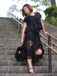 山口県 デリヘル 【優良人妻店】セレブスタイル　山口店 みずほ