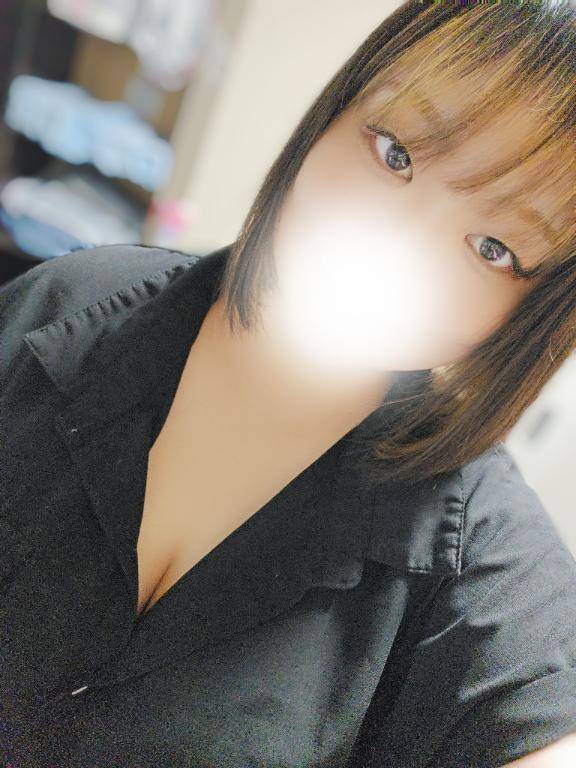 じーっと見つめて…待ってるよ?
