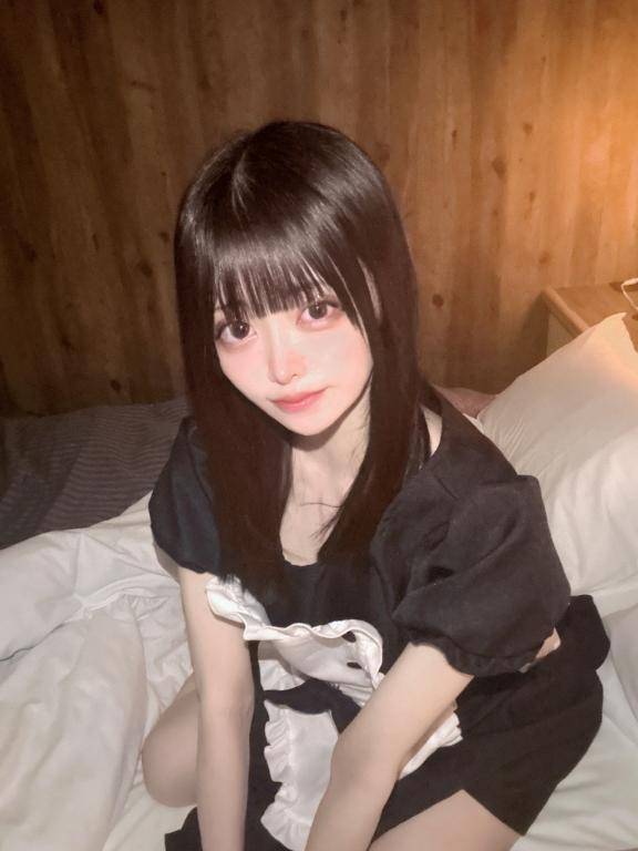 ナカで一緒に…?