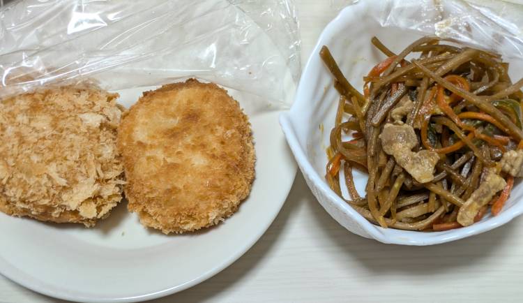 夜ご飯これから食べます😋