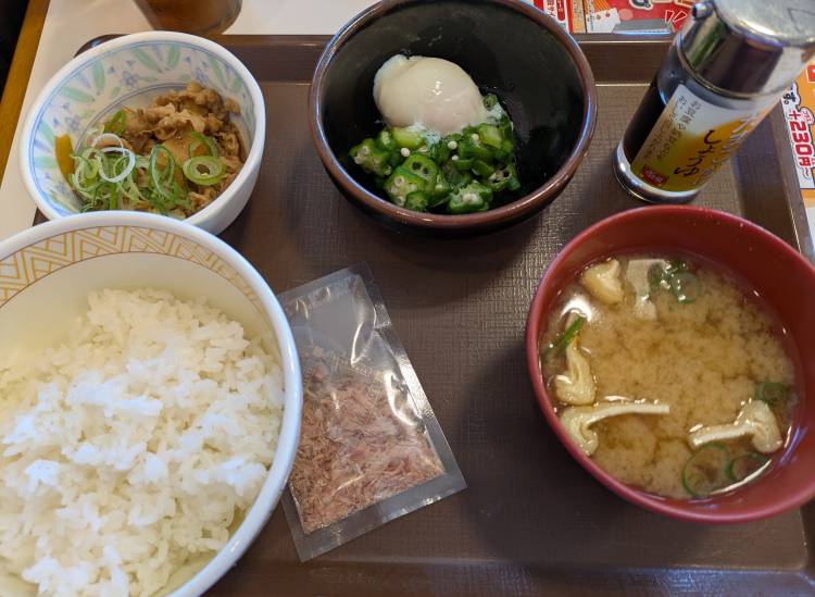 朝ご飯😋