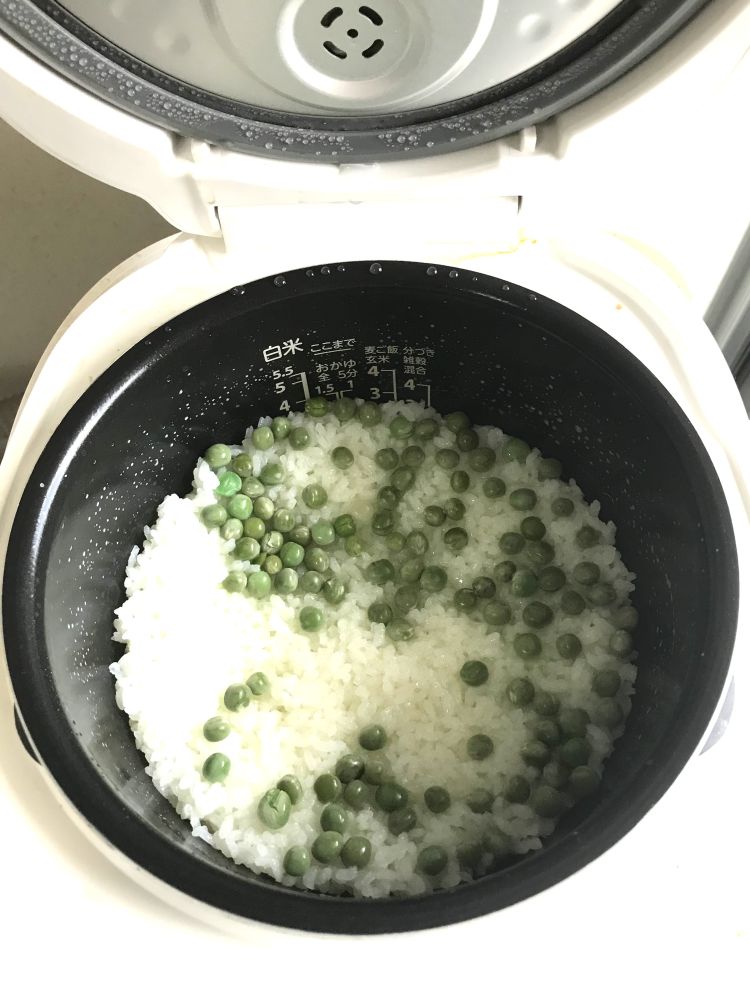 @🔥グッツグッツ〜🫘豆ご飯 !